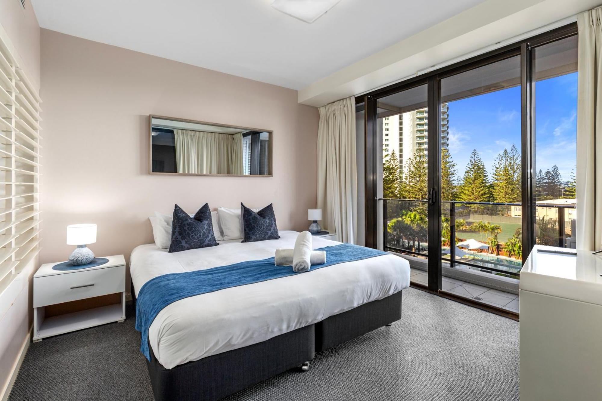 Resort Ultra Broadbeach Gold Coast